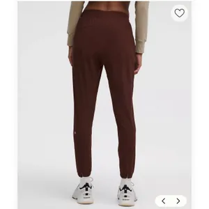 Lululemon Adapted State‎ High-Rise JoggerRegular size 4 Burgundy W5CVMS thumbnail 2