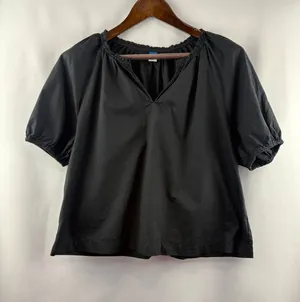 Women’s Old Navy Medium Black Short Sleeve Blouse thumbnail 1