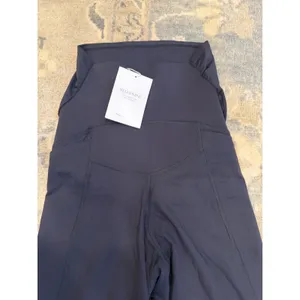 Seraphine Active Maternity Flare Leggings Over The Belly Buttery Soft XS Black thumbnail 6