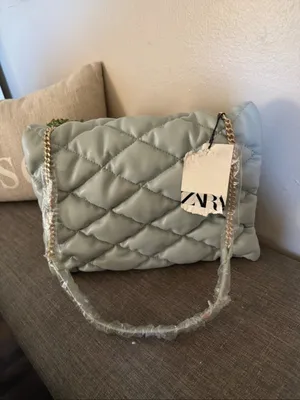 Zara Quilted Chain-Shoulder Bag - Light Gray thumbnail 9