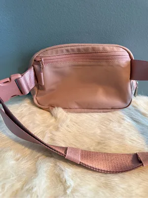 Lululemon Everywhere Pink Nylon Belt Bag thumbnail 4