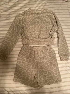 Forever 21 2 Piece White Leopard Set thumbnail 2