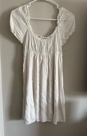 Aritzia Sunday Best Dress thumbnail 1