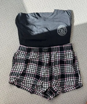 Victorias Secret Pajama Set thumbnail 1