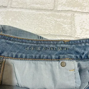 American Eagle Denim Button-Front Skirt Rush size 10 thumbnail 6