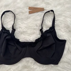 Skims Fits Everybody Lace Demi Underwire Bra Onyx Size 40H thumbnail 4