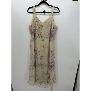 R&M Richards Woman Floral Crinkle V-Neck Midi Dress Beige Pink Size 18W thumbnail 3