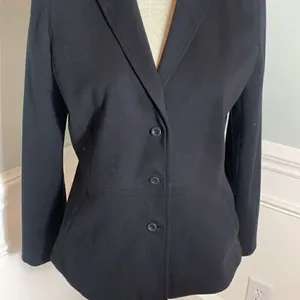 Eileen Fisher Black 3 Button blazer Size small thumbnail 2