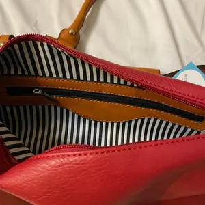 Women’s 2 pc Satchel Bag (Red) NWT Red thumbnail 4