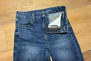 American Eagle Size 2 short curvy fit jegging thumbnail 7