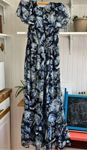 Blue Floral Midi Maxi Butterfly Sleeve V Neck Ruffle Tiered Dress thumbnail 4