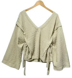 Free People NWT $98 FP Beach Wavy Pullover Neutral Green V-Neck Ties M thumbnail 1