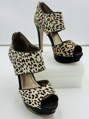 BCBGeneration Leopard Cow-Hair Platform Peep Toe D'Orsay 4.5" Heels Sz 6B thumbnail 1