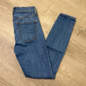 •GAP• HIGH RISE LEGGING JEAN thumbnail 2