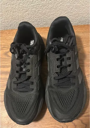 Adidas Women’s Black “Adistar” Casual/Walking Shoe Size 9.5 - Chunky/Speckled-heel! thumbnail 2