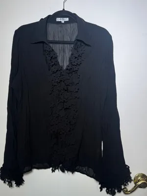 Claudia Richard Black Floral Appliqué Long Sleeve Blouse XL thumbnail 1