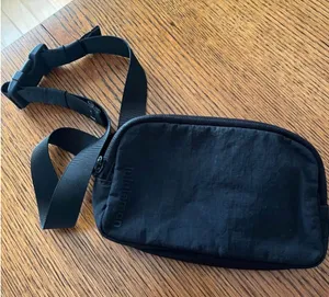 Lululemon Belt Bag Black thumbnail 1