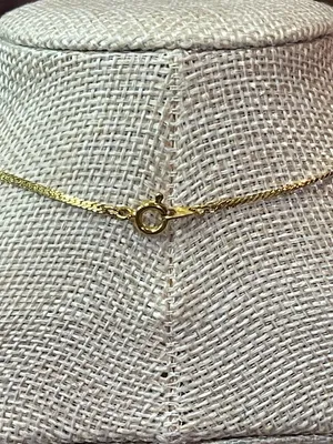 Vintage Gold Tone Leaf Pendant Necklace thumbnail 4