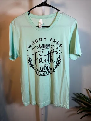 P221. Faith in God Bella+Canvas Mint Graphic Tee - Medium thumbnail 1