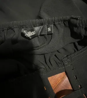 Black going out top thumbnail 3