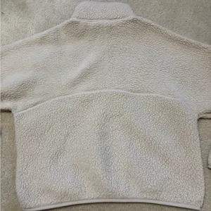Aritzia TNA Polartec Sherpa thumbnail 2