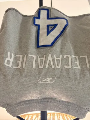 NHL Tampa Bay Lightning Gray Graphic Crewneck Shirt thumbnail 5