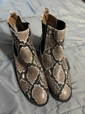Snake skin boot Tan Size 8 thumbnail 1
