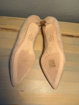 Tory Burch Elizabeth Suede Kitten Heels thumbnail 5