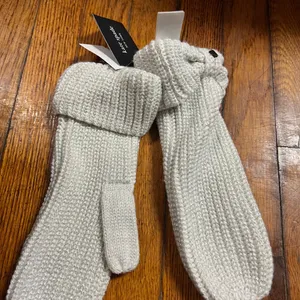 Kate Spade Cream Knit Mittens with Bow thumbnail 1