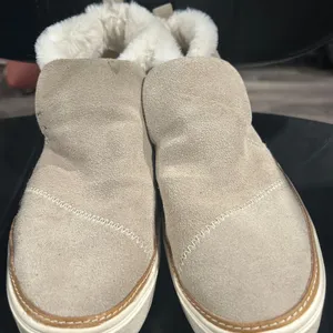 Toms Cream Furry Lined Shoes thumbnail 5