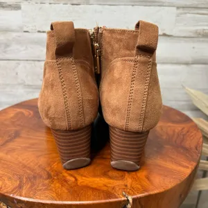 Kenneth Cole Reaction Deka Brown Suede Wedge Booties Lace Up Size 6 thumbnail 9