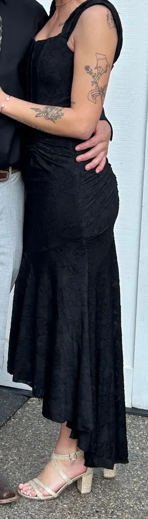 Lemalaya Lace Black Dress thumbnail 2