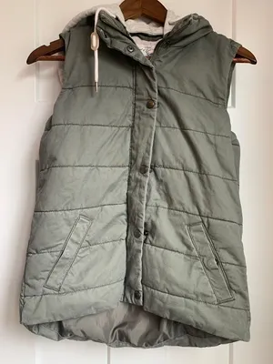 Label of Graded Goods Hooded Vest thumbnail 1