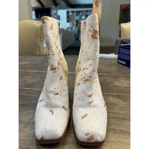 Sam Edelman Ostin Boots Pony Hair Fur Natural Ivory Size 7 Block Heel NWOB $225 thumbnail 4