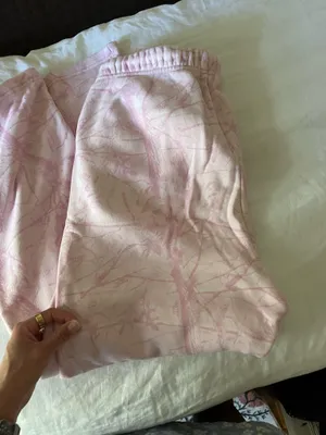 The iconic DAIRY BOY pink bubble gum sweats thumbnail 7