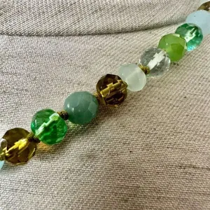 Cookie Lee green glass bead crystal leaf pendant necklace thumbnail 5