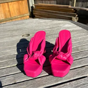 Open Edit Kaia Knot Platform Sandals in pink rouge size 7 hot summer spring‎ y2k thumbnail 3