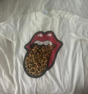 Boutique Graphic Tee White Size L thumbnail 1