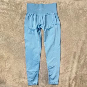NVGTN Sky Blue Contour Seamless Leggings Womens M Activewear Workout Gym thumbnail 5