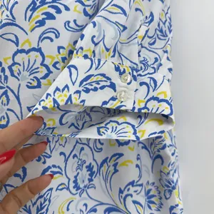 Ann Taylor NWT Women M Blue Yellow Floral Short Sleeve Split Neck Blouse Top thumbnail 4