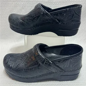 Dansko Professional Black Tooled Leather Women's Clogs size 38 (7.5) thumbnail 2