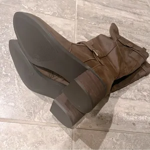 Bella Vita Baina Block Heel Tall Boots, Brow Size 11M New in Box Retail $110 thumbnail 10