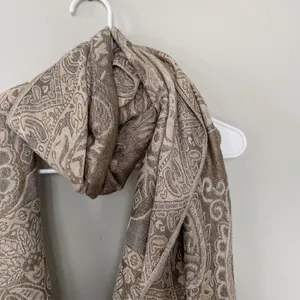 collectioneighteen beige brown tan paisley vintage‎ scarf fringe soft beautiful thumbnail 2