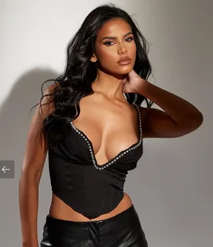 Pretty Little Thing Black Corset Top thumbnail 3