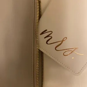 Bridal Honeymoon Passport Holder Clutch Set Mrs thumbnail 4