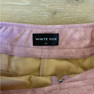 White Fox Shorts Low Rise Size XS Pink thumbnail 2