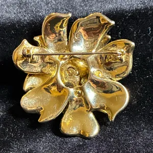 Vintage 1970s Contemporary Style Liz Claiborne Diamante Floral Pin thumbnail 3
