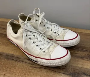 Converse Chuck Taylor All Star Lace Up Sneakers White Unisex thumbnail 1