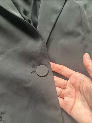Priceless Women's Black Single-Button Notch Lapel Blazer thumbnail 4
