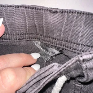 American Eagle Dark Gray Shorts thumbnail 2